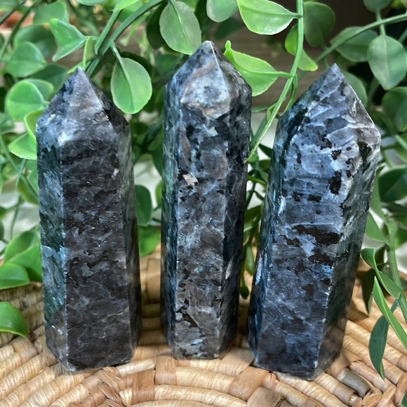 Larvikite Tower Crystal Gemstone Point Black Flash - Picture 2 of 13